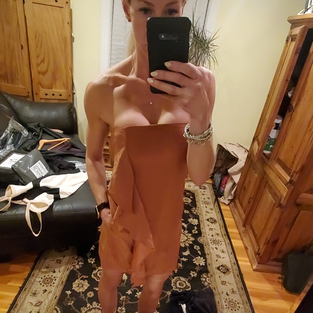 Elizabeth and james 100%silk dress